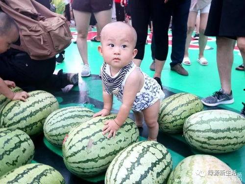 今日的吃瓜现场,揭秘明星幕后吃瓜现场,真相令人咋舌