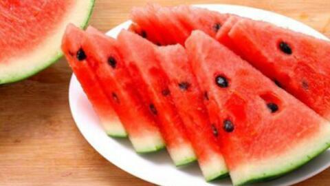 邳州吃瓜视频,揭秘当地特色美食背后的故事